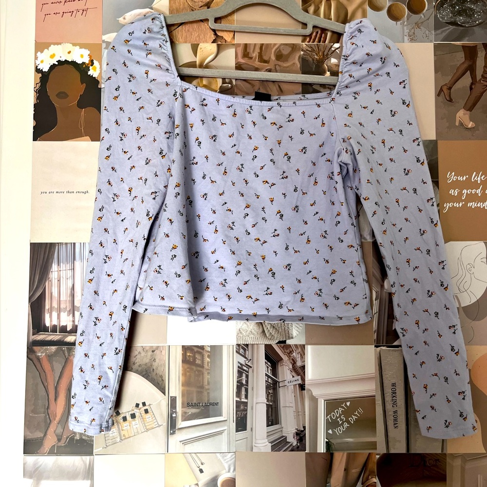 Cropped square neck long sleeve. - Picture 1 of 2